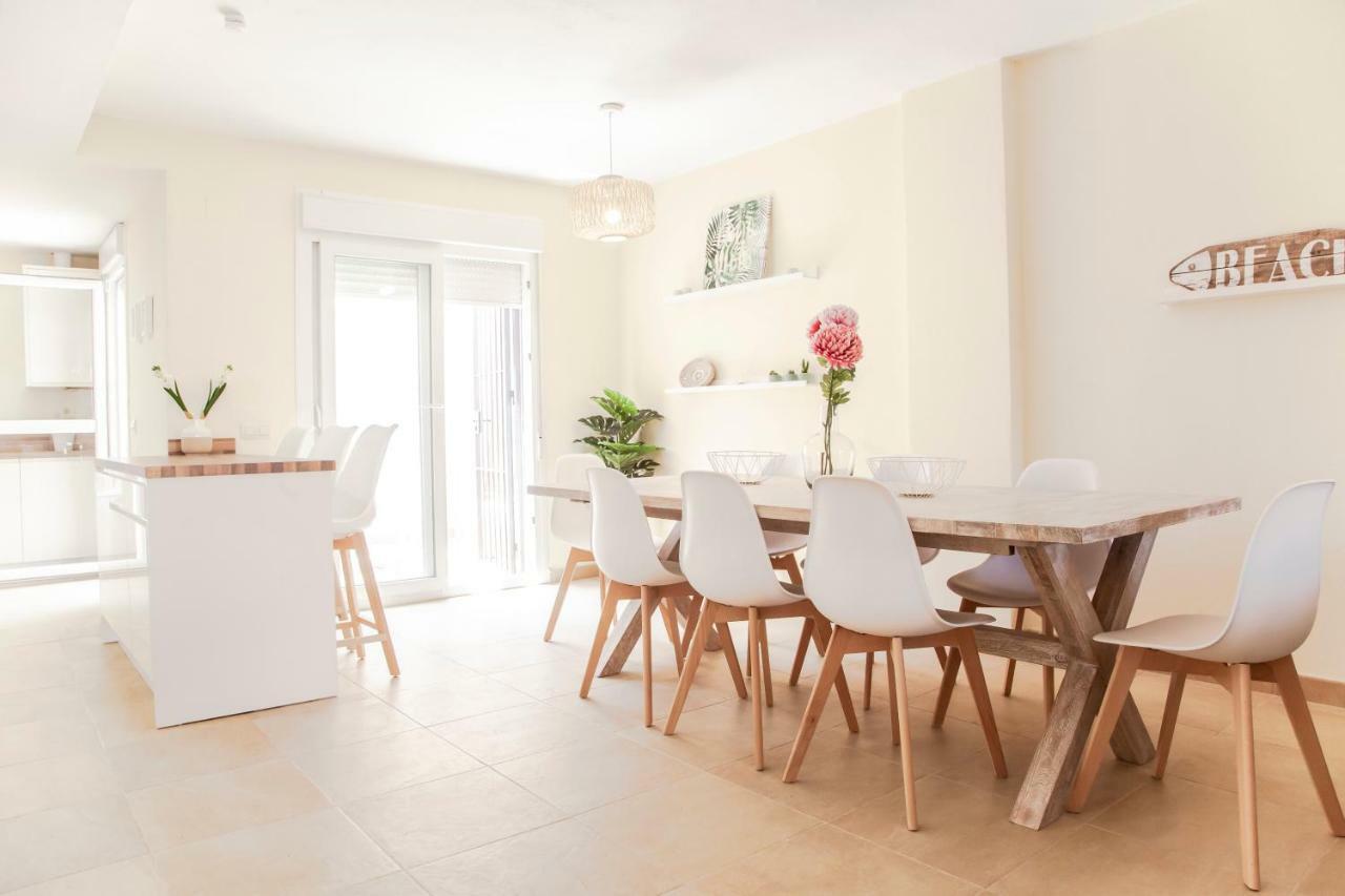 Akutuna - Casa Familiar con Piscina , Garaje&Pista de Padel Zahara de los Atunes Bagian luar foto