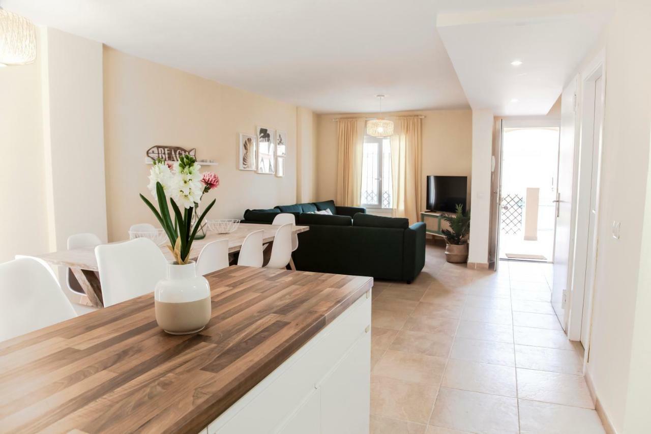 Akutuna - Casa Familiar con Piscina , Garaje&Pista de Padel Zahara de los Atunes Bagian luar foto